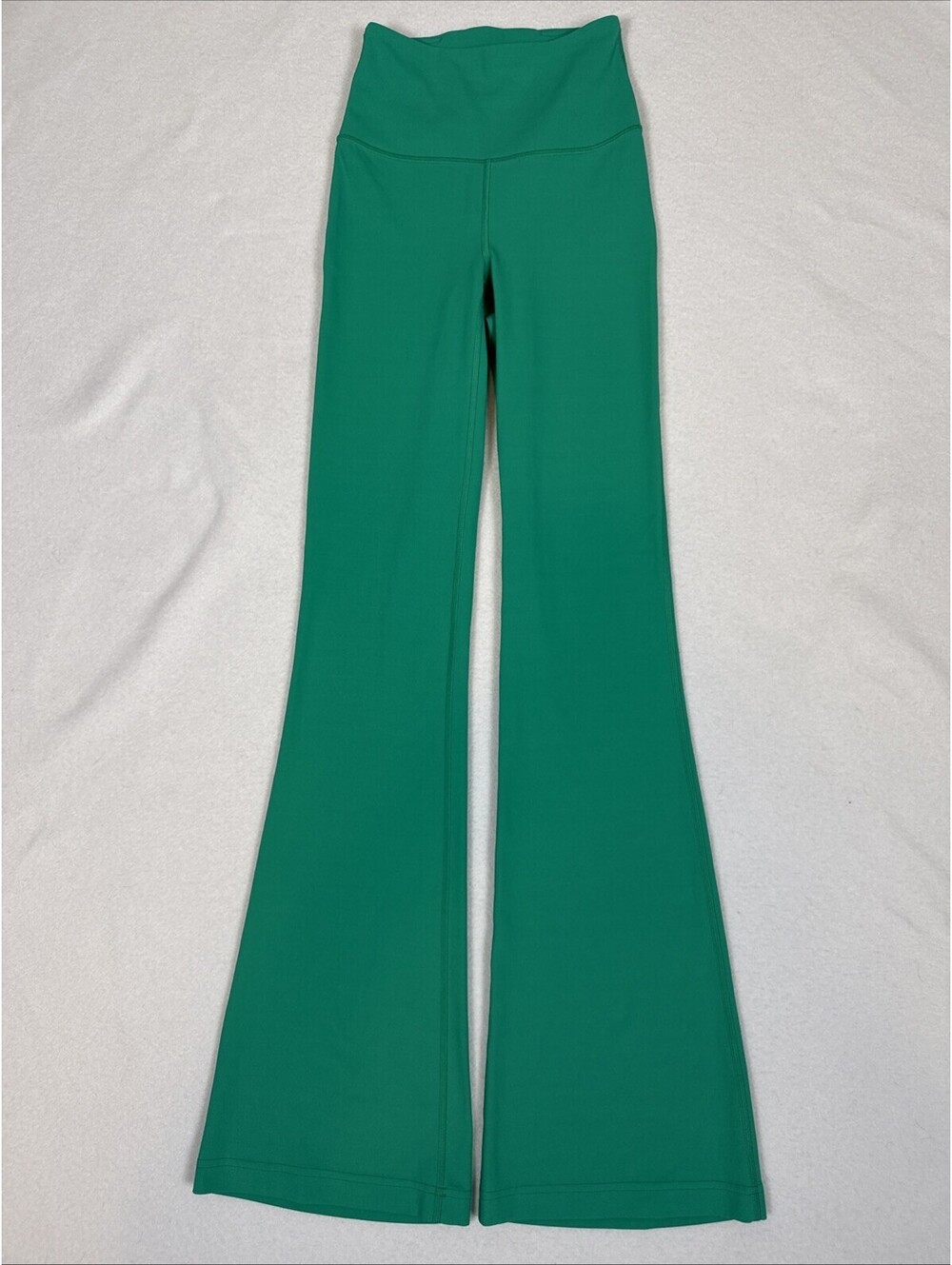 LULULEMON Groove Nulu Super High Rise Flare Pant Maldives Kelly Green Sz 2